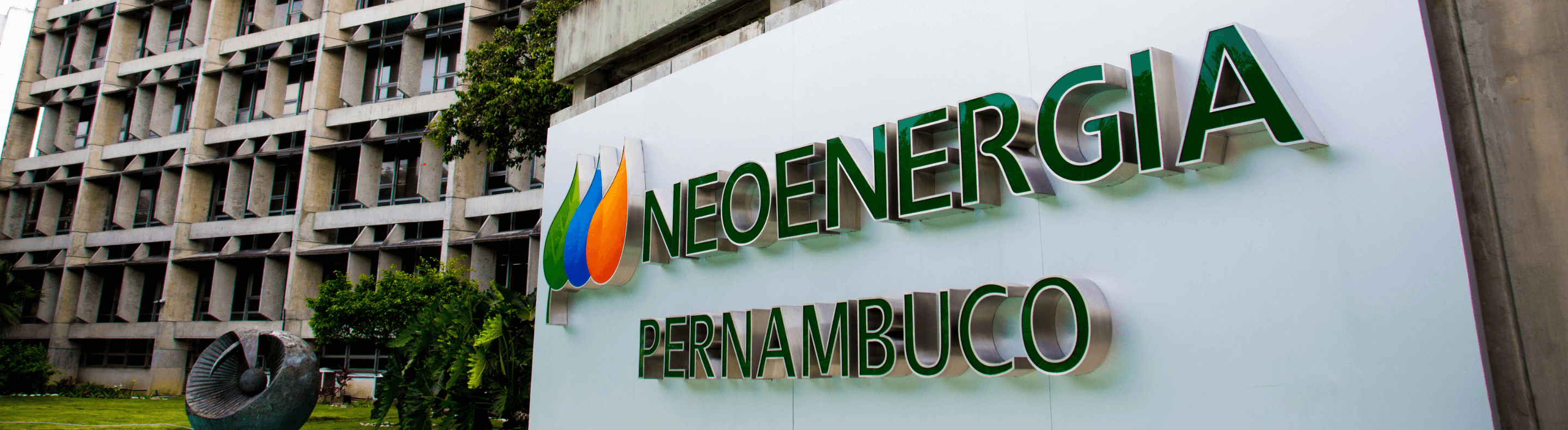 Fachada da sede da Neoenergia Pernambuco