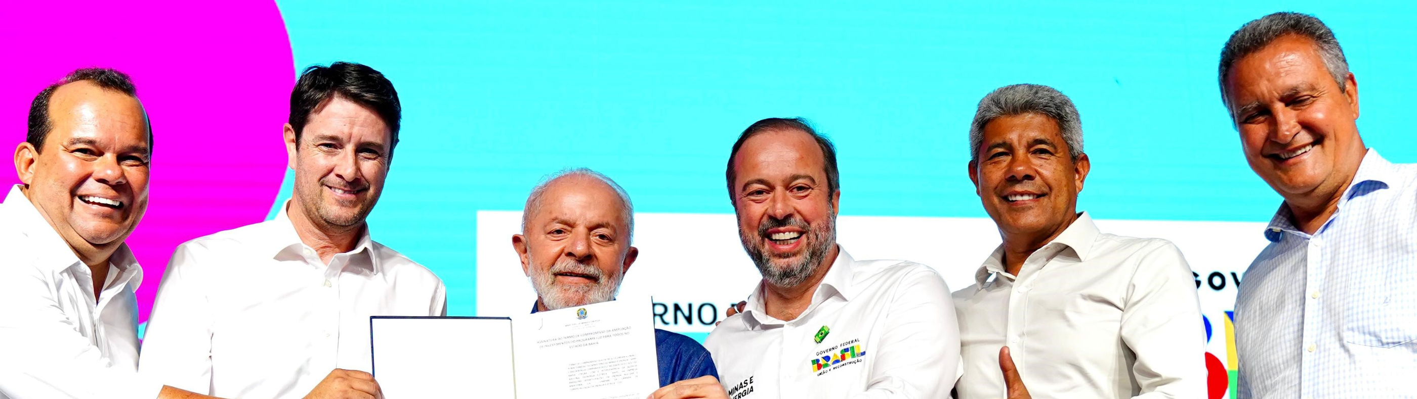 Neoenergia Coelba assina nova etapa do programa Luz para Todos na Bahia, em evento com Presidente Lula e Ministro Alexandre Silveira